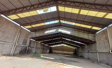 SE VENDE BODEGA EN DESARROLLO URBANO QUETZALCÓATL, IZTAPALAPA.