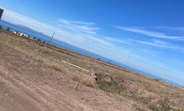 SE VENDEN TERRENOS FRENTE AL MAR. PLAYAS DE ROSARITO
