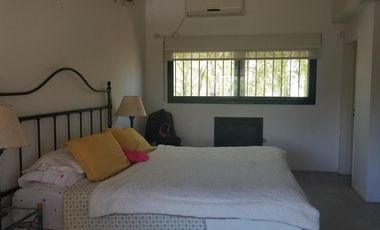 Casa  en Alquiler Temporario - Rondeau 1200