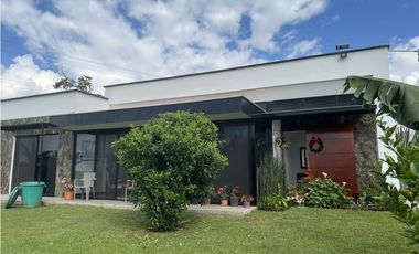 VENTA  CASA CAMPESTRE VIA PEREIRA