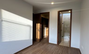 Linda casa en VENTA en Paseos Universidad