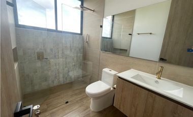 VENDO CASA CAMPESTRE PARA ESTRENAR VIA  ARMENIA