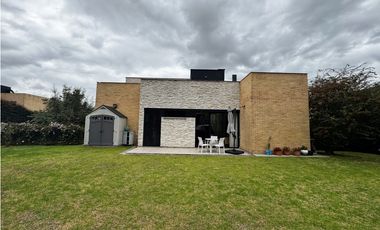 LA CASA DE TUS SUEÑOS 4 HABITACIONE LOTE 1.400M2 - HATOGRANDE SOPO