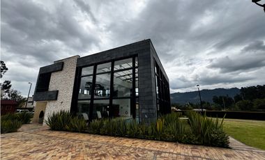 LA CASA DE TUS SUEÑOS 4 HABITACIONE LOTE 1.400M2 - HATOGRANDE SOPO
