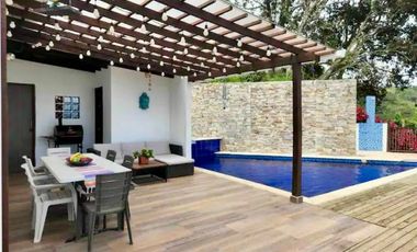 Hermosa casa con piscina en San jerónimo, Antioquia