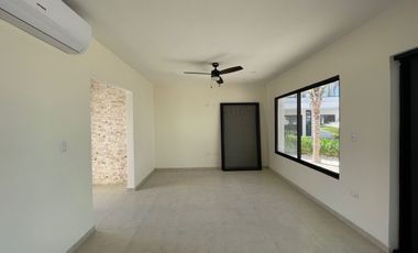 CASA EN VENTA EN MÉRIDA YUCATÁN FRENTE AL MAR EN TELCHAC PUERTO