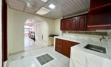 VENTA CASA CON TRES RENTAS SECTOR ZONA ROSA, SANTA ROSA DE CABAL