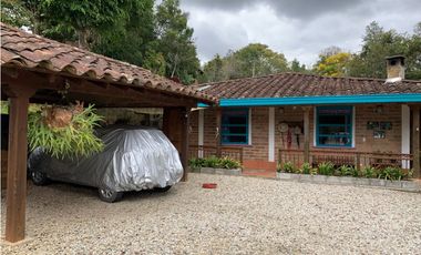 Venta de Hermosa Casa Finca Independiente en Rionegro