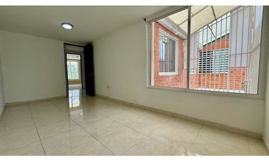 Casa de dos pisos en venta Barrio Las Américas Palmira Valle Colombia