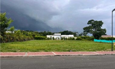 Vendo lote de terreno en Restrepo - Meta Condominio Casa de campo