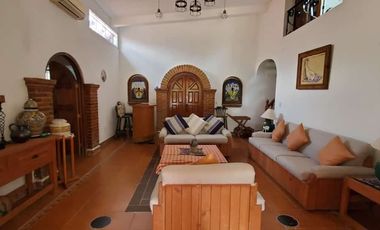 HERMOSA CASA EN COCOYOC