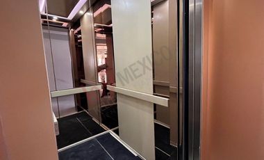 Oficina corporativa con celdas solares. Tomas Fdz Juárez Chih