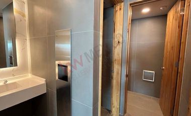 Oficina corporativa con celdas solares. Tomas Fdz Juárez Chih