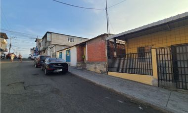 En venta villa de dos habitaciones ciudadela La Aurora Manta
