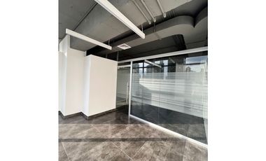 ALQUILER OFICINA TERMINADA 144 M2 SORTIS OBARRIO MC