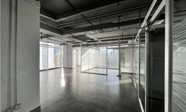 ALQUILER OFICINA TERMINADA 144 M2 SORTIS OBARRIO MC