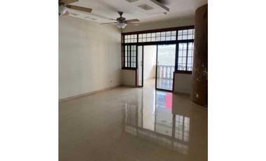 VENTA DE EDIFICIO EN SAN FRANCISCO 2 APARTAMENTOS Y 3 OFICINAS JP