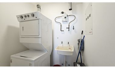 SE ALQUILA APARTAMENTO EN AV. BALBOA