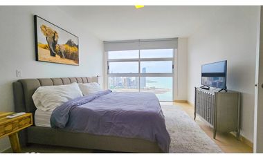 SE ALQUILA APARTAMENTO EN AV. BALBOA