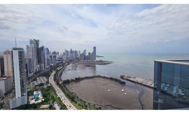 SE ALQUILA APARTAMENTO EN AV. BALBOA