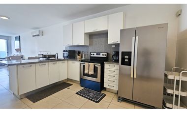 SE ALQUILA APARTAMENTO EN AV. BALBOA