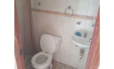 SE ALQUILA CASA EN SANTIAGO BDA. MIRAMAR