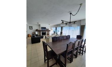 VENTA - CASA 5 DORMITORIOS - COLINAS DE LA GRANJA, CÓRDOBA