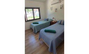 ALQUILER TEMPORARIO CASA 2 DORMITORIOS CON PILETA VILLA CARLOS PAZ 