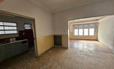 Casa en venta en Lanus Oeste