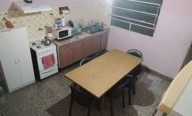 Casa para 2 Familias en venta en Villa Dominico