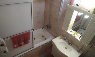 Casa para 2 Familias en venta en Villa Dominico