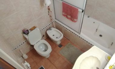Casa para 2 Familias en venta en Villa Dominico