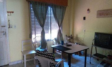 Casa para 2 Familias en venta en Villa Dominico