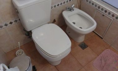 Casa para 2 Familias en venta en Villa Dominico