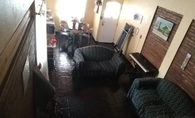 Casa para 2 Familias en venta en Villa Dominico