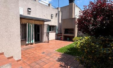 Casa en venta en Remedios de Escalada Oeste