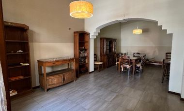 Casa en venta en Remedios de Escalada Oeste