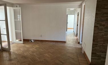Local Comercial en Arriendo en Av Macul / Escuela Agricola