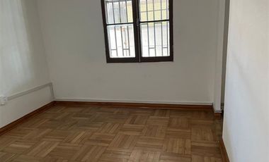 Local Comercial en Arriendo en Av Macul / Escuela Agricola