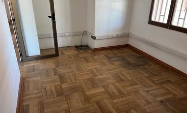 Local Comercial en Arriendo en Av Macul / Escuela Agricola