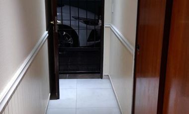 Casa en venta - 4 dormitorios 3 baños - Cochera - 300mts2 - Ramos Mejía