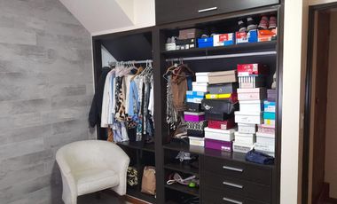 Casa en venta - 4 dormitorios 3 baños - Cochera - 300mts2 - Ramos Mejía