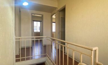 Oficina en Arriendo en Villagra sector parque Bustamante casa uso profesionales habilitada como oficina