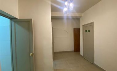 Oficina en Arriendo en Villagra sector parque Bustamante casa uso profesionales habilitada como oficina