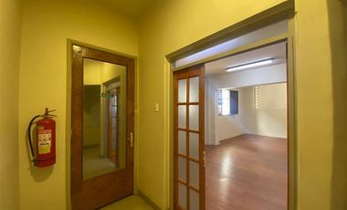 Oficina en Arriendo en Villagra sector parque Bustamante casa uso profesionales habilitada como oficina