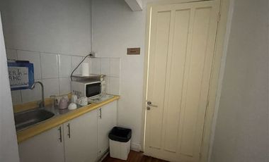 Oficina en Arriendo en Sector Parque Bustamante entre las calles Villagra y Viña del Mar