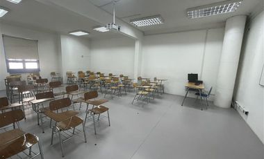 Oficina en Arriendo en Sector Parque Bustamante entre las calles Villagra y Viña del Mar