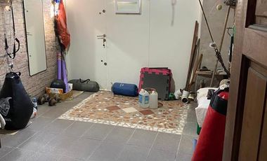 Casa  3 dormitorios cochera y quincho Turdera!! Apto permuta