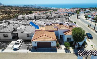 Rancho Descanso Casa de 4 Dormitorios por menos de $450 mil Dolares