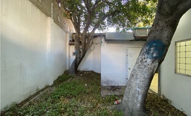 ARRIENDO CASA PARA OFICINA O CONSULTORIO CENTRO DE SANTA MARTA